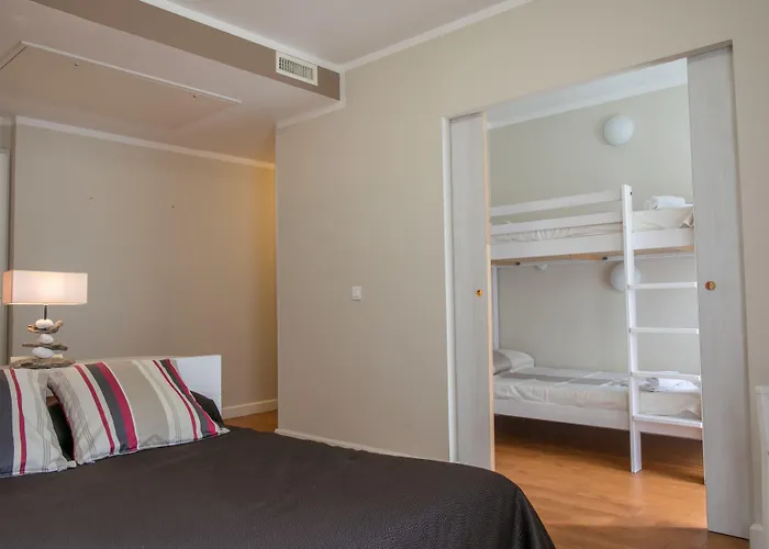 Club La Font Des Horts Feriested Hyères