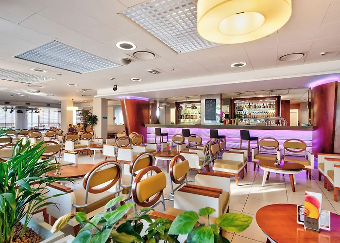 Club La Font Des Horts Feriested Hyères